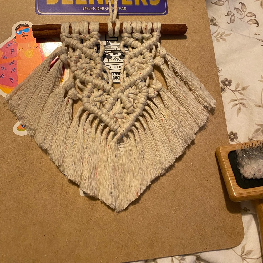 Knot This wall hanging